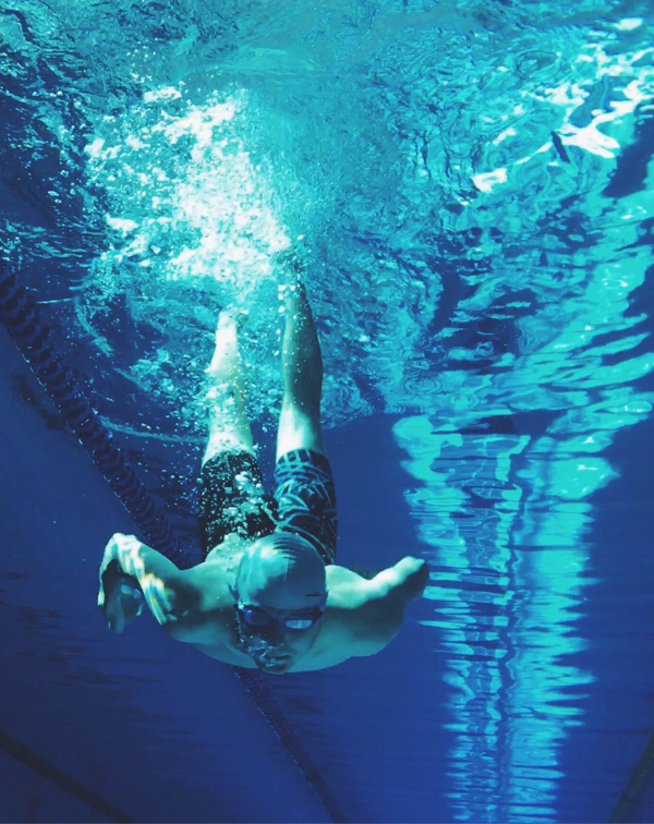 Variodeck plaatst 50 meter zwembadafdekking in Frankrijk